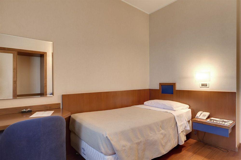 City Hotel Varese Kültér fotó