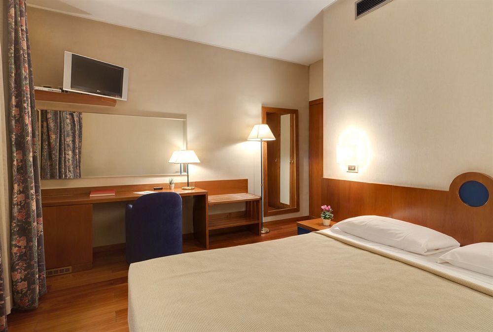 City Hotel Varese Kültér fotó