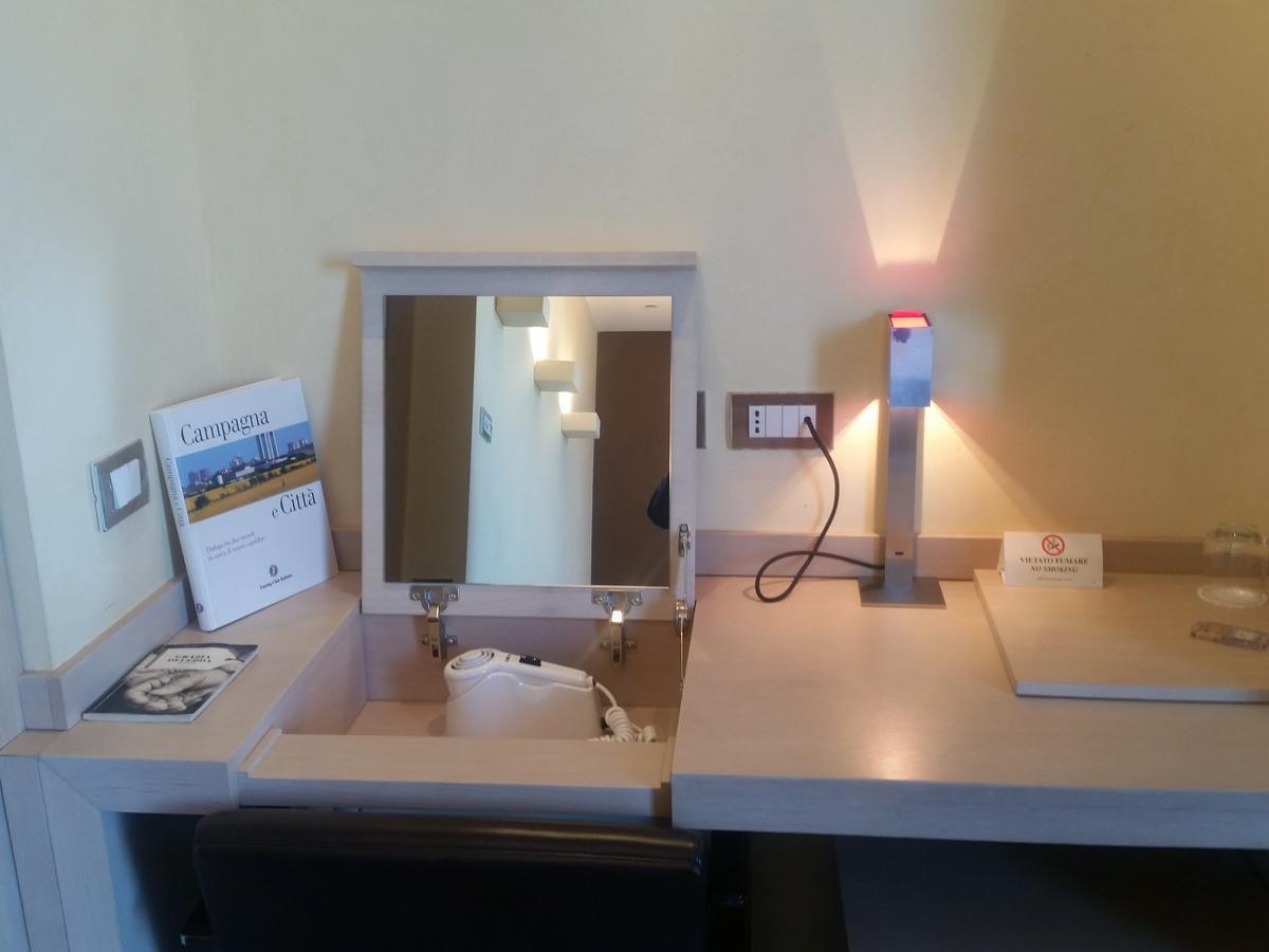 City Hotel Varese Kültér fotó