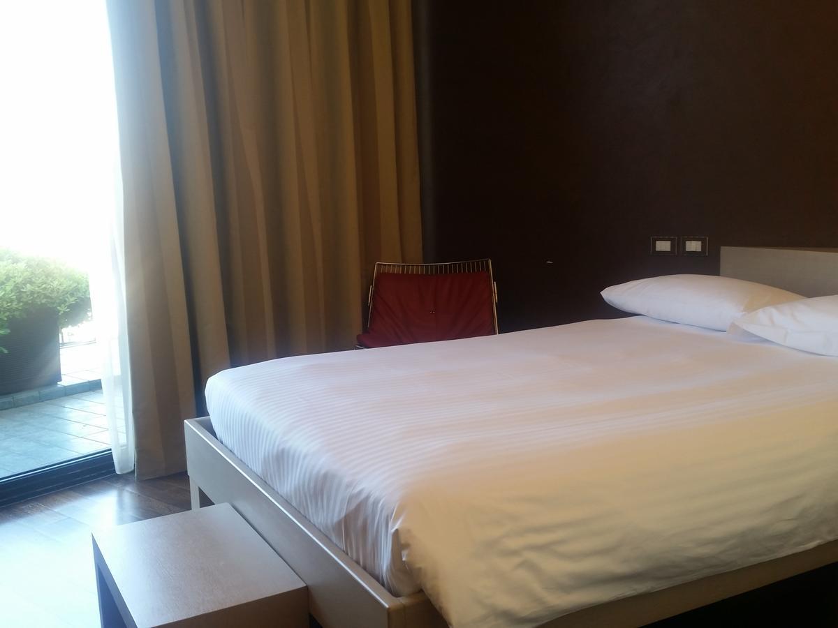 City Hotel Varese Kültér fotó