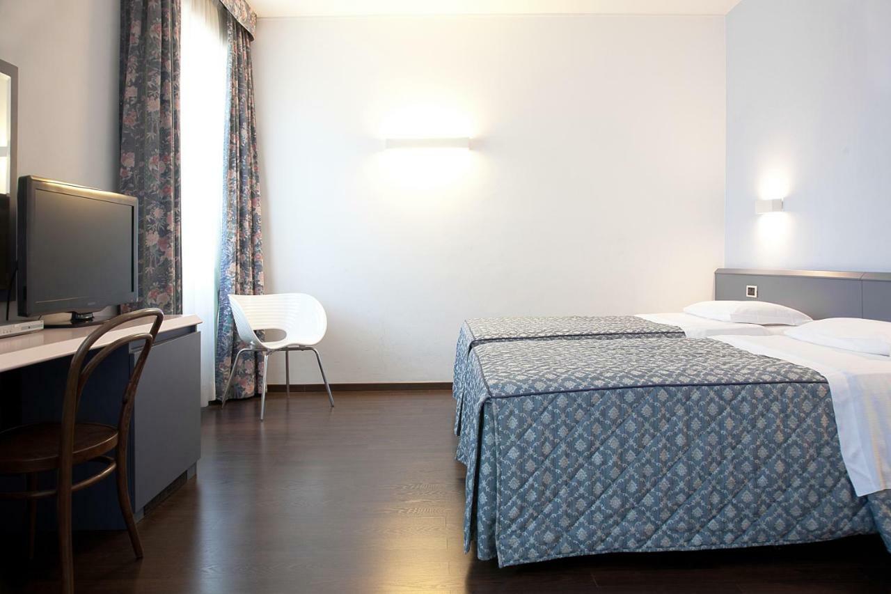 City Hotel Varese Kültér fotó