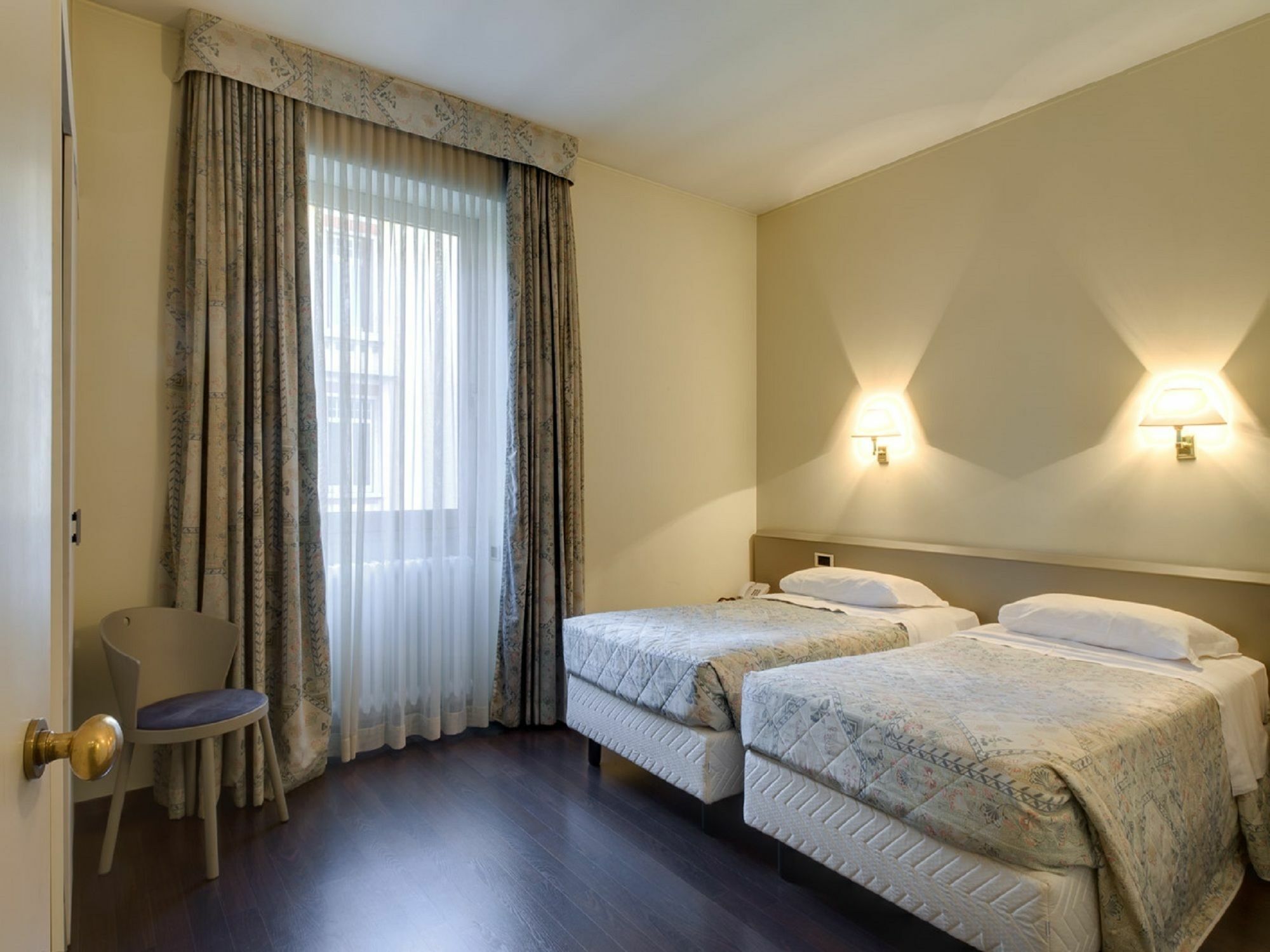 City Hotel Varese Kültér fotó