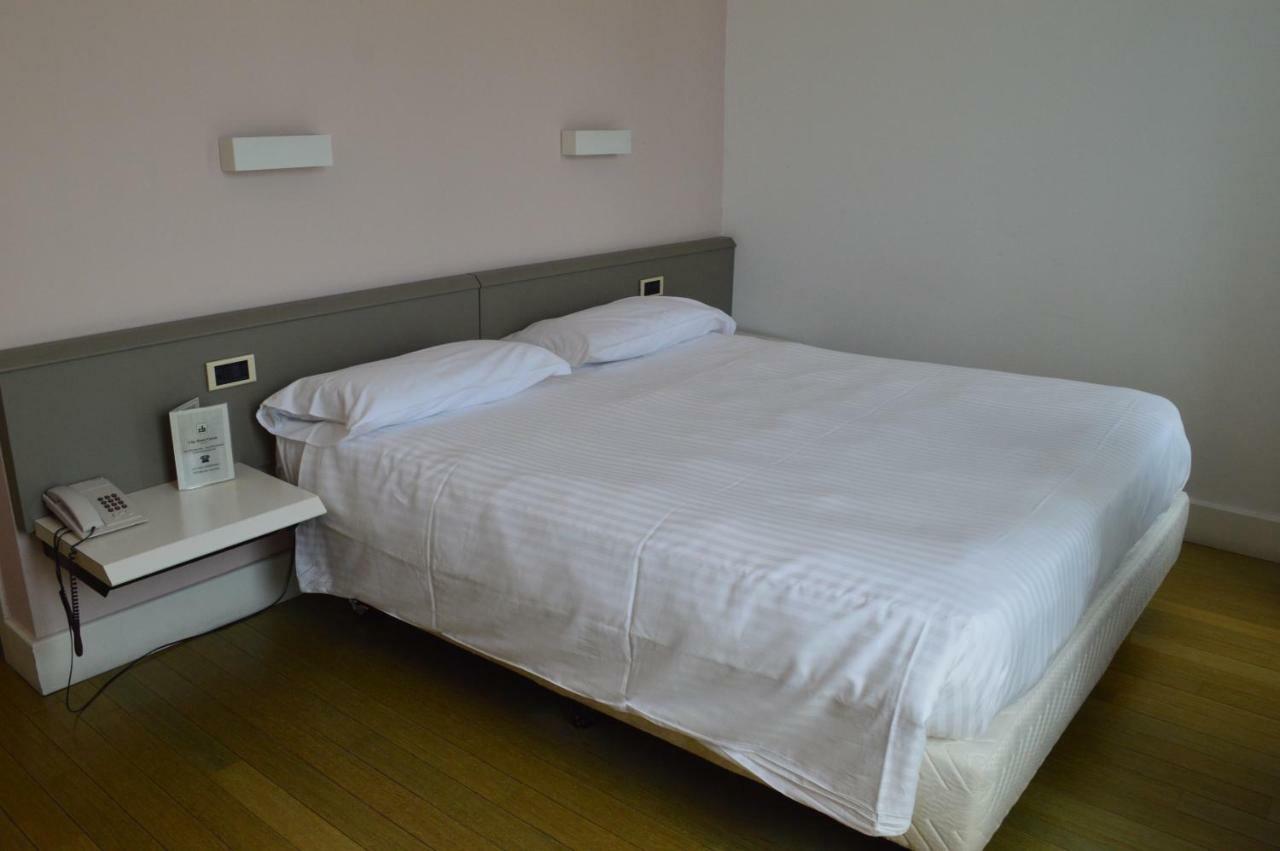 City Hotel Varese Kültér fotó